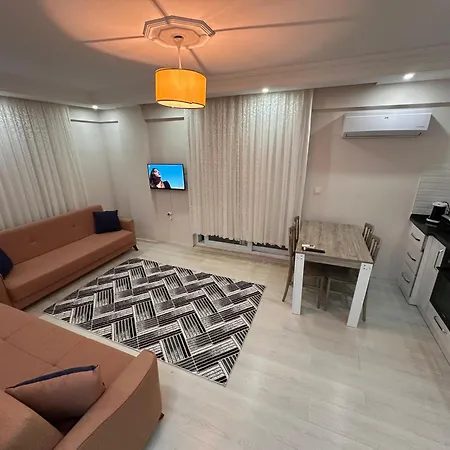 Very Hygienic Close To The Center And The Airport Apartman