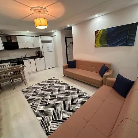 Διαμέρισμα Very Hygienic Close To The Center And The Airport *